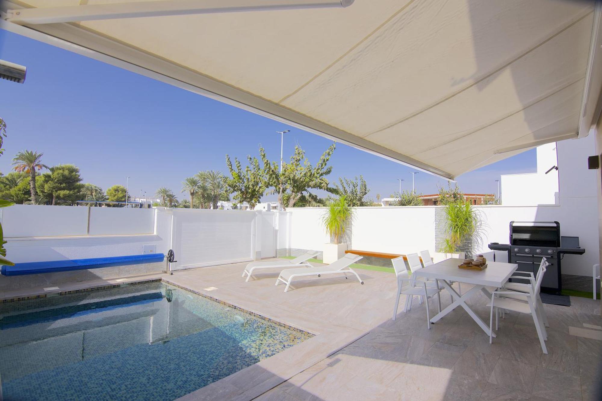 Magnifica Villa En San Pedro De Pinatar ซานเปรโดเดลปีนาตาร์ ภายนอก รูปภาพ