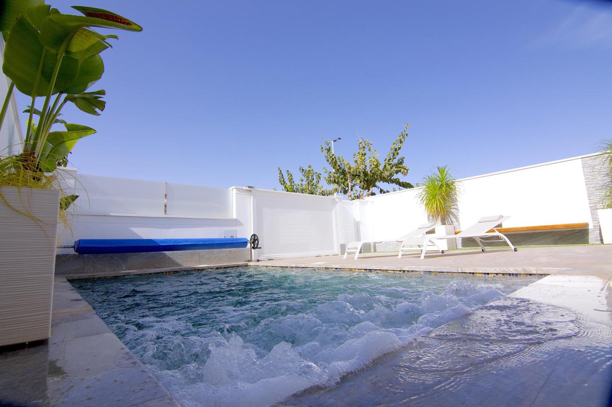 Magnifica Villa En San Pedro De Pinatar ซานเปรโดเดลปีนาตาร์ ภายนอก รูปภาพ